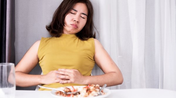 Bloating After Meals (Gallbladder Focus) | Causes & Treatment