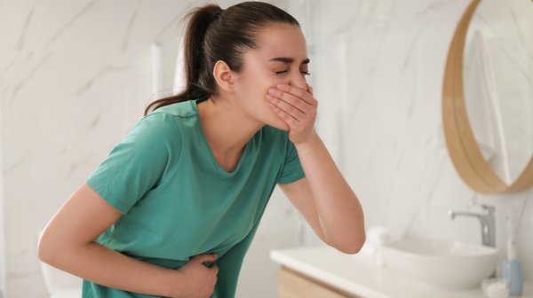 Bloating with Nausea After Meals | Gallbladder & GI Causes